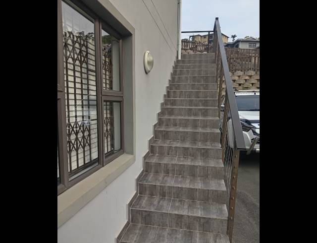 2 BEDROOM APARTMENT FOR SALE IN QUEENSBURGH CENTRAL